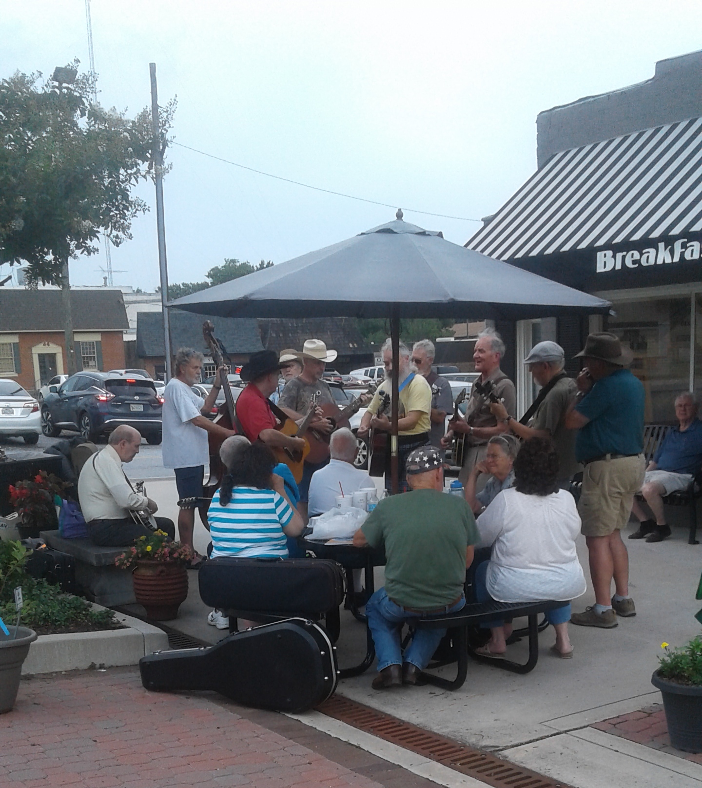 Bluegrass Jam at Matthews Cafeteris, Tucker, GA